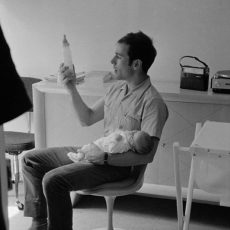 Jeune père et son enfant
