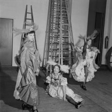Danseuses de French cancan au Moulin Rouge